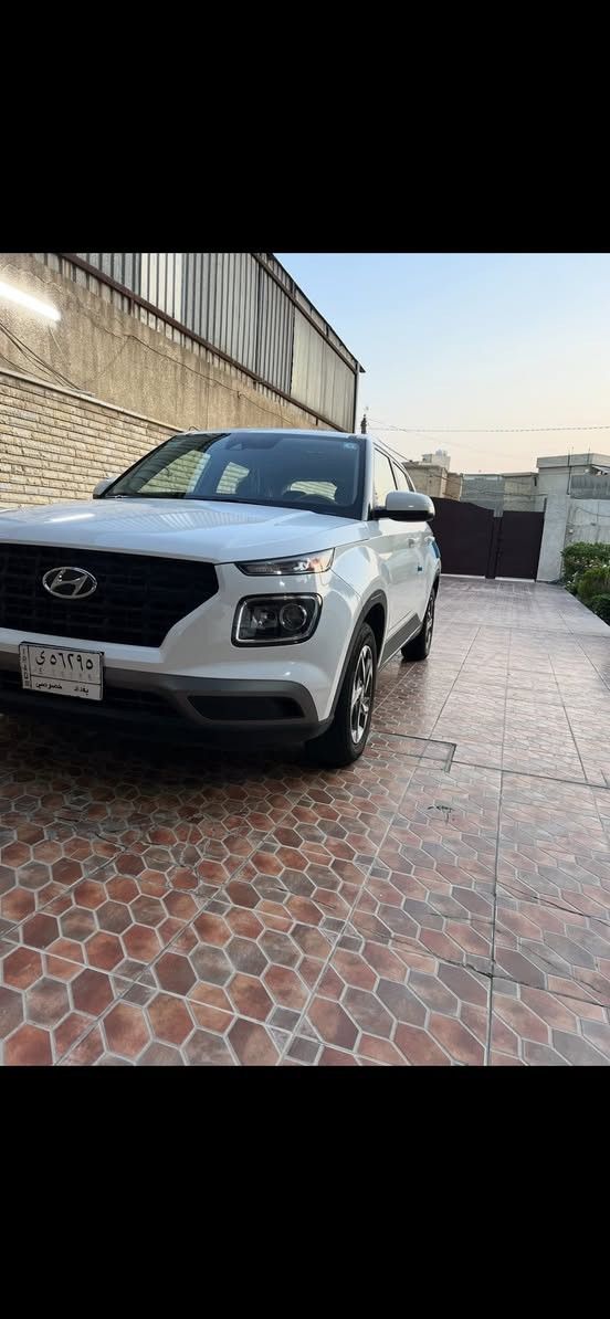 السلام عليكم عندي هونداي فينيو موديل ٢٠٢٠ وارد امريكي ماشيه 51  الف بيه باببين صبغ فقط جديده جدا السياره مكفوله عده الباببين كير محرك تبريد كفاله حداده كله شركة اريد مراوس رقم بغداد باسمي


**إذا كنت صاحب هذا الإعلان وتريد حذفه لأي سبب، رجاءا أرسل رسالة إلى الدعم الفني**