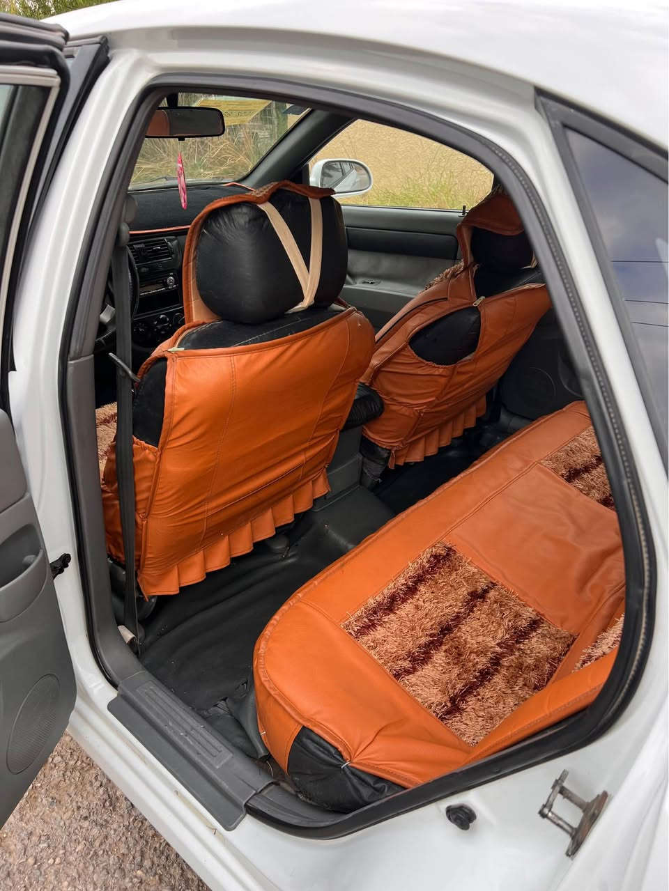 إلسلام عليكم اوبترا 2011 خليجي لون ابيض رقم بغداد انكليزي بسمي تحويل ثاني يوم هزه جديده كير أوتوماتيك محرك 1600 خير من الله صدر امامي خلفي جديد تخم تايرات جدد قبل سبوع شادهن و ويل كبات جديده السياره ترايها مال زيرو جديده كلش مغلفه كاعيه جلد وكشنات درجه اولى غرفتها كلش حلوه ونضيفه تبريدها ثلج بيها صبغ شويه بذيل الجاملغ الامامي ربعه وباب السايق يم اليده شويه والباب العكس السايق يم اليده شويه مو كل الباب شويه فقط اثر شخط فقط  السياره حيل حلوه وخير من الله السعر 78 وبي مجال العنوان بغداد الكرخ غير متواجد عل نت 
*********** بغداد, العراق
