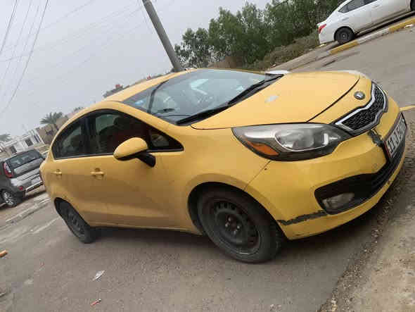 سلام عليكم كيا ريو 2014 وارد امريكي حادثه مثل ماموضح بل سونار الباب الخلفي وشويه من الجاملغ بدون تبديل ودواخل 
كير ومكينه كفاله داخل لونين 
تحكم ستيرن جهتين 
اربعه جام كهربائي 
نضام ايكو + مخارج شحن 
السياره سعرها مناسب لليشتغل بيها عله باب الله 
عارضها (78 $) وبيها مجال حك جيتك 
رقم بغداد الدولي الجديد هيئه وغرامات مصفره 
مكاني بغداد البلديات للاستفسار 📞
هـ/***********
