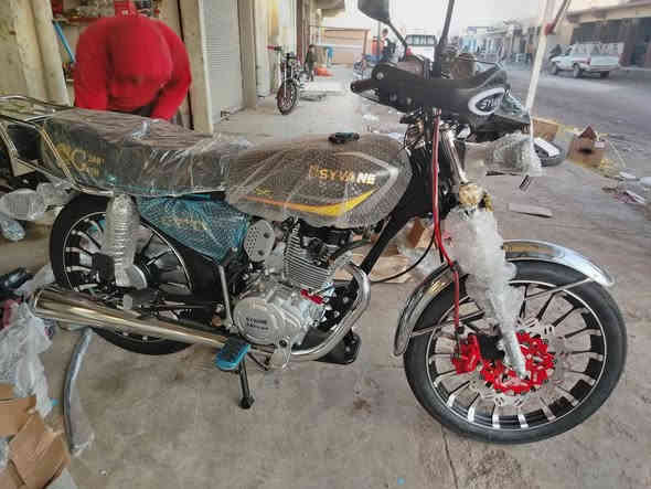 السلام عليكم
((((أقساط بدون مقدمه))))
القسط الشهري 83 الف 
كي كارت وماستر كارت الرافدين.... 
سافين موديل 2025
محرك 200
لمده 18 شهر
المكان ناحيه الشورة قرية زهرة خاتون 
*********** اتصال
*********** واتساب
