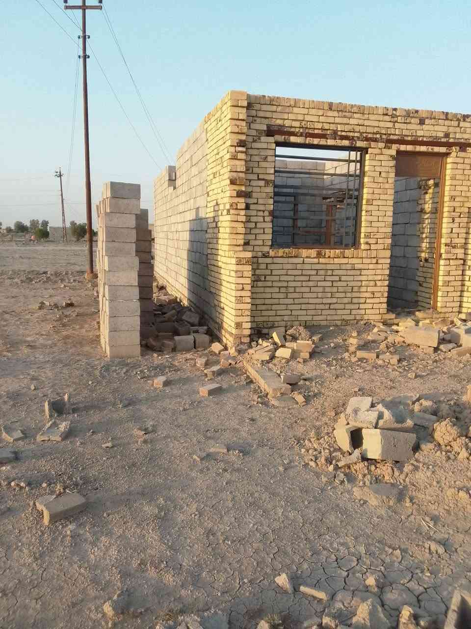 بيت هيكل البيع مسحه 380 متر مكان الزجع شارع الحميد الشراي يتصل ***********
