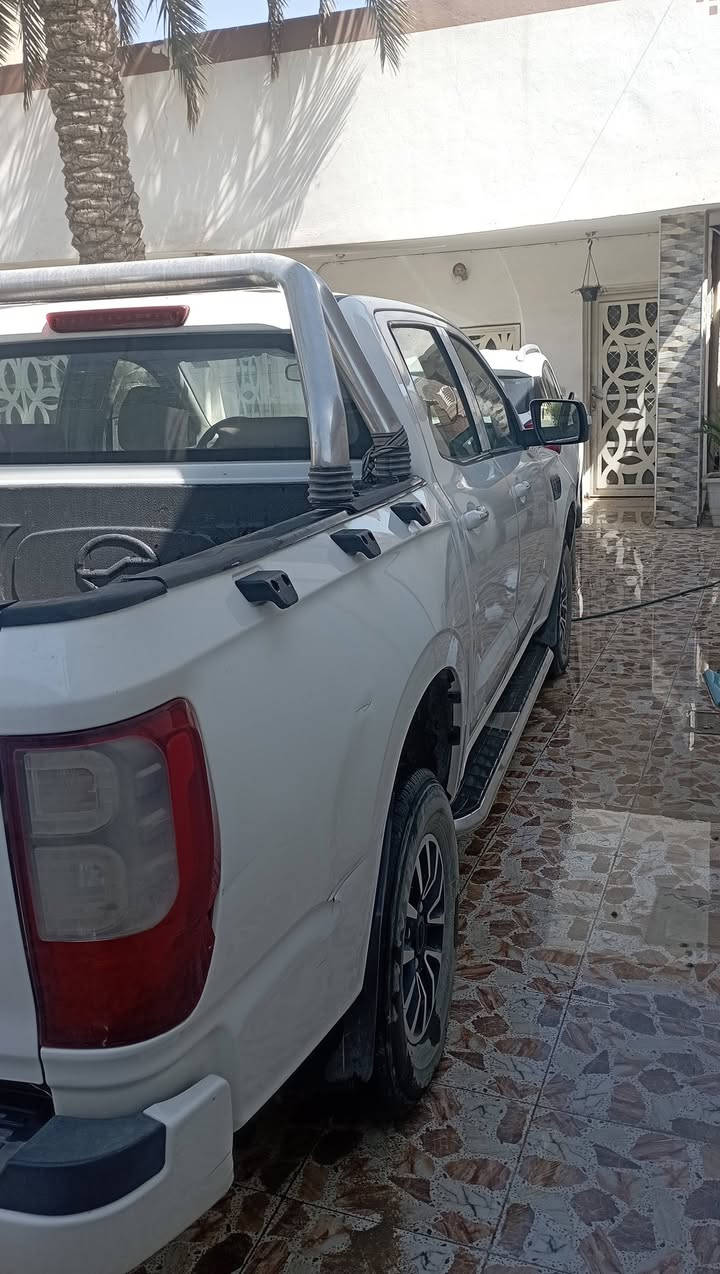 Zx اوتو تيرالود موديل 2023استلام شركه ماشيه 35000 السياره على وضع الشركه سبيرهه مانازل بيهه دحجه بسيطه وعلى وضعهه مكفوله السياره من صبغ بارد ضربه مطلوبه للمصرف باقي عليهه سنه واستقطاع مباشر عالماستر استخدام شخصي وعلى ايد وحده رقم بابل  السعر 125قابل للتفاوض للأستفسار اكثر التواصل عن طريق الرقم ***********
