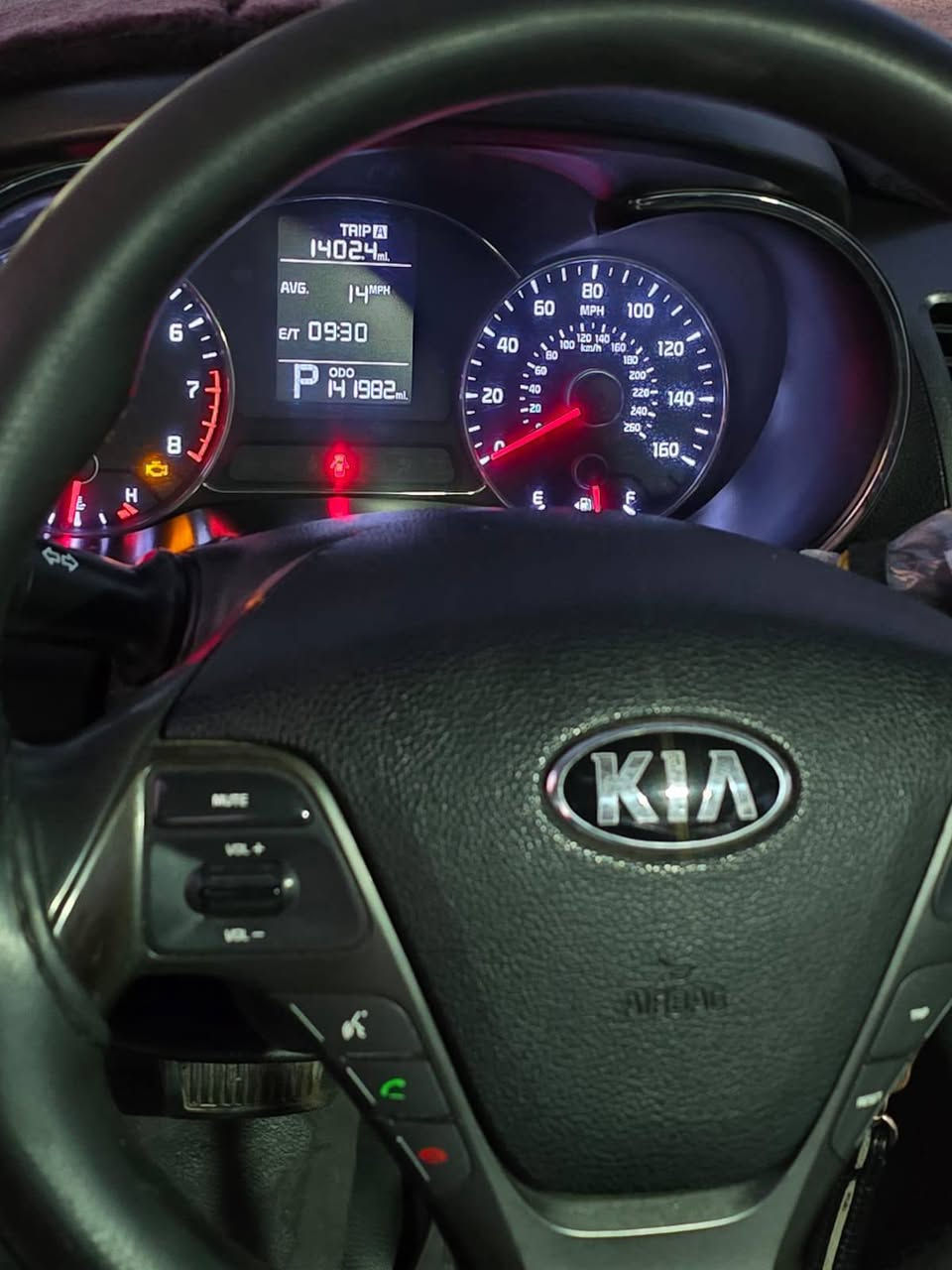 السلام عليكم فورتي موديل 16 للبيع موارد امريكا حادثها جاملغ نفسه مرجعيه ماشي 140 سياره جاهزه للاخير تبريد تدفه صدر امامي صدر خلفي محرك وكير كله جديد تخم تايرر
العنوان بغداد
***********
***********
