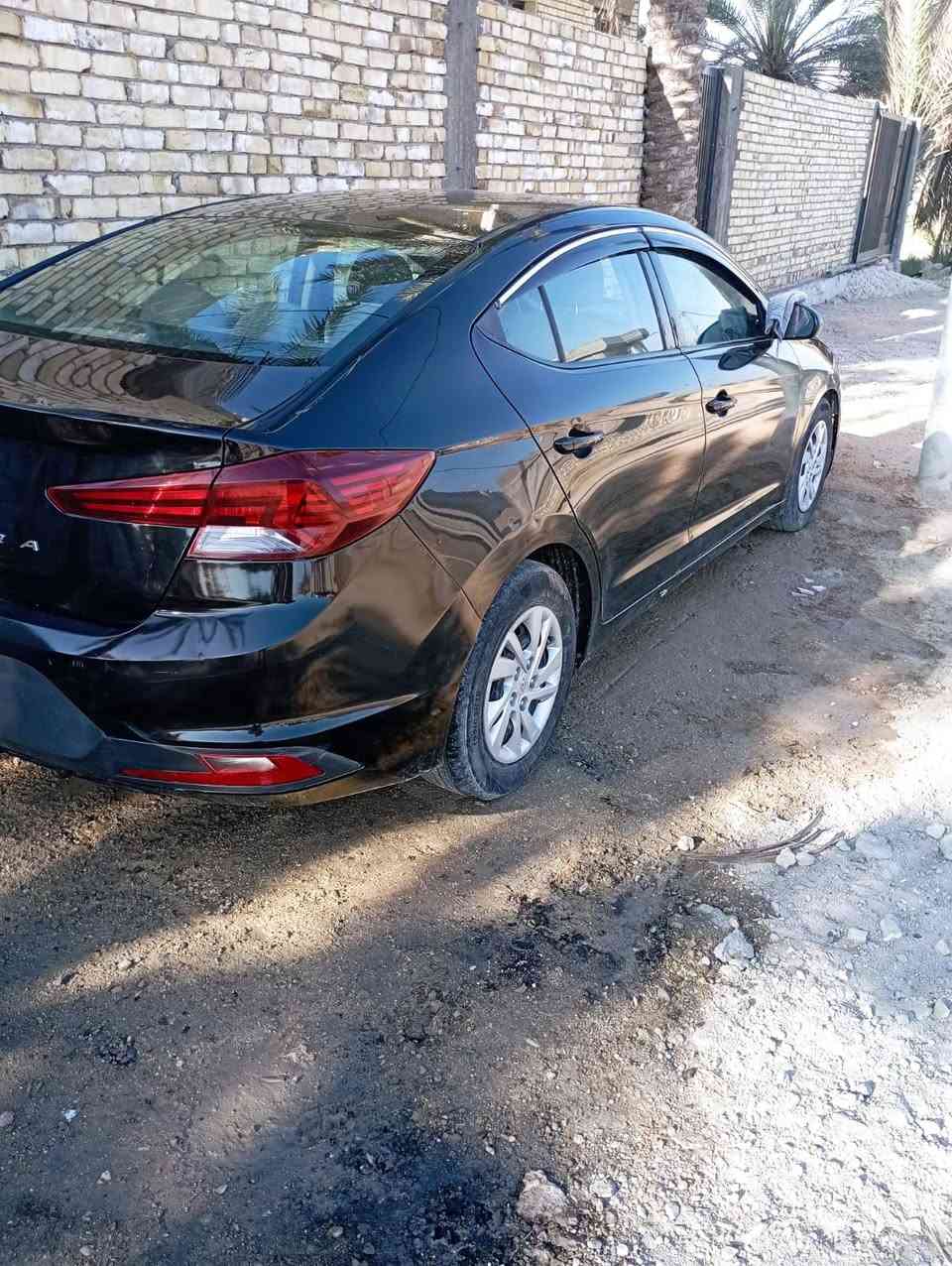 النترا 19 
باسمي
ماشيه 70
2000 دوش والكير اي
حادث باب سايق والجاملغ
120 مجال قليل
مكان حله 
تفاصيل اكثر اتصال***********
