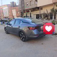 اخوان نيسان سنترا ٢٠٢١ للبيع السعر ١١٨ وبيه مجال وترهم مراوس الاستفسار...