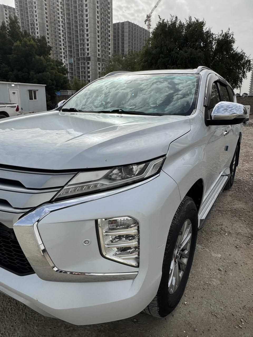 السلام عليكم
باجيرو سبورت موديل 2020 فول مواصفات
محرك 6 سلندر 3000
مكفوله من الدعاميه للدعاميه
كير 8نمر 
7 راكب 3 قطع تبريد
دفع رباعي
بصمه تشغيل وابواب بصمه
فتحه سقف
مري شفط
اشاير بالمري
نظام اوتو هولد
نظام نزول منحدرات
شفتات بالستيرن
شاشه وسطيه
لايت زنون LED
هاند بريك دكمه
داخل جلد احمر 
تخم تاير ياباني  جديد
السياره جاهزه من كل شي ماتصرف عليها دينار
ماشيه 50 الف كيلو متر
سنويه بأسمي مكاني بغداد
السعر 230 ورقه بيها مجال للشراي
للاتصال ***********
