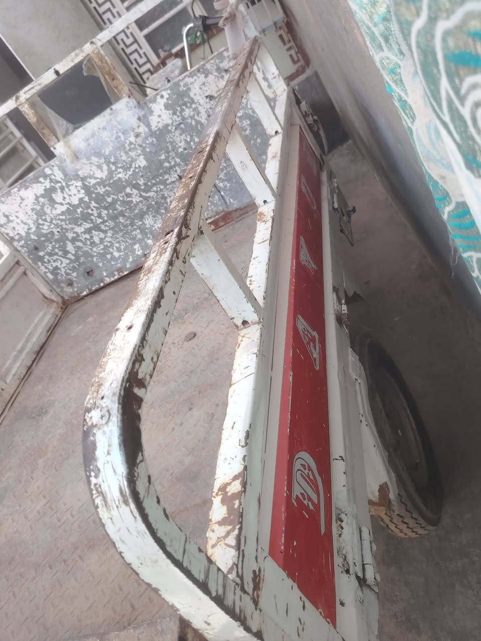 ستوته للبيع مديل 18 أوراق كامله
مكان واسط ***********
