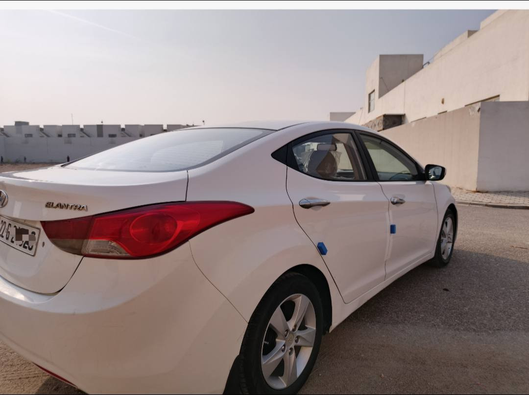 السلام عليكم النترا موديل 12 مكينة 1600 مكفوله كفاله عامه عده بارد بسيط بل هلال الخلفي مكينه وكير مكفولات جاهزه من كلشي تخم تاير كل نقص مابيه
شاشه اندرويد تتفئه 
رقم اربيل تريد كاله تريد تحويل جاهزه السياره ما متعوبه 
اكرر جاهزه من كلشي 
المكان نجف 
السعر115اوبيه مجال 
الرقم***********
