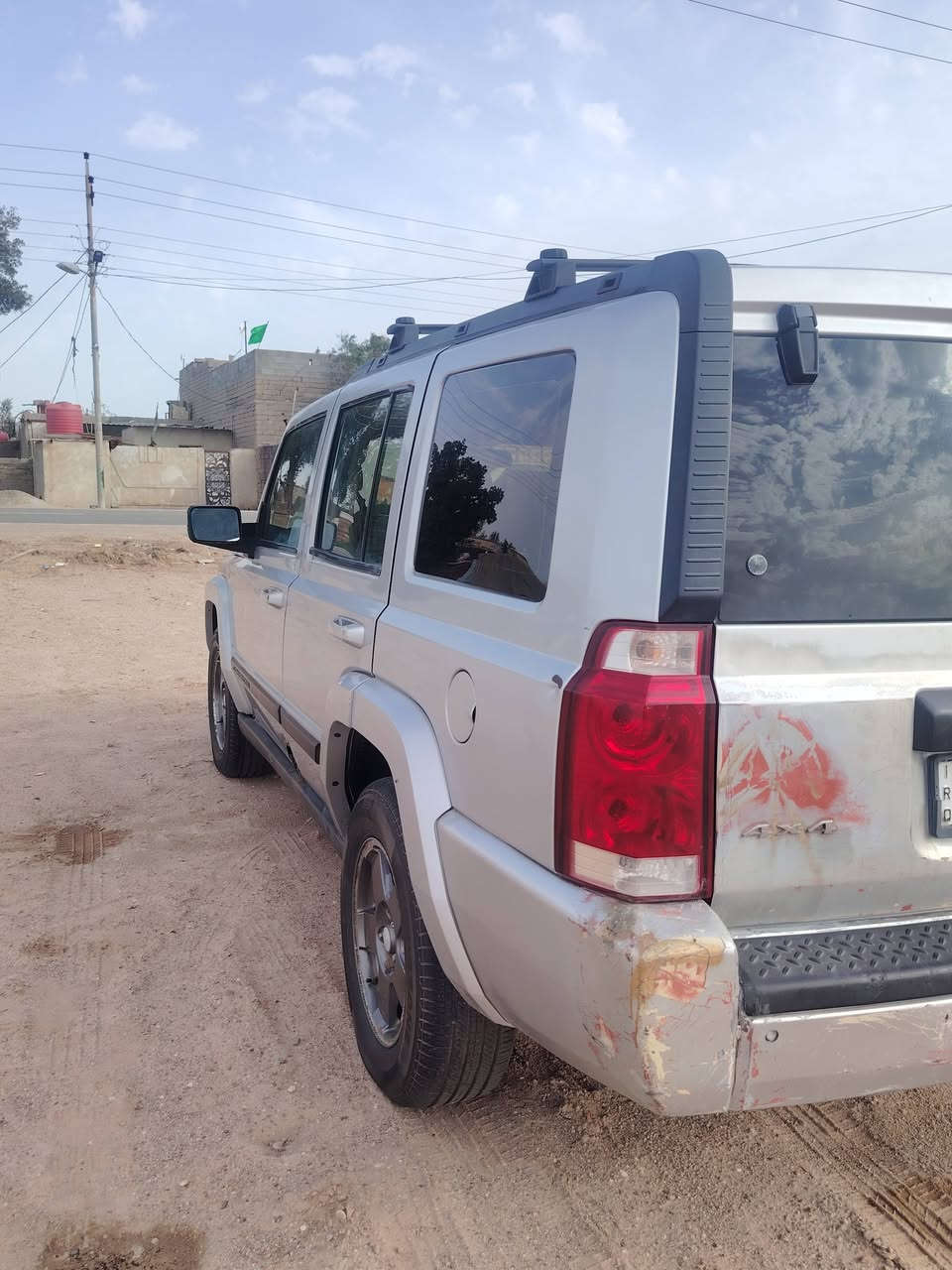 جيب كامندر موديل ٢٠٠٧ محور فيفيتي تبريد شغال ثلج رقم انكليزي بسم ابن عمي تحويل ثاني يوم تخم تاير جديد حداديه حلوه السعر ٦٦ ***********
