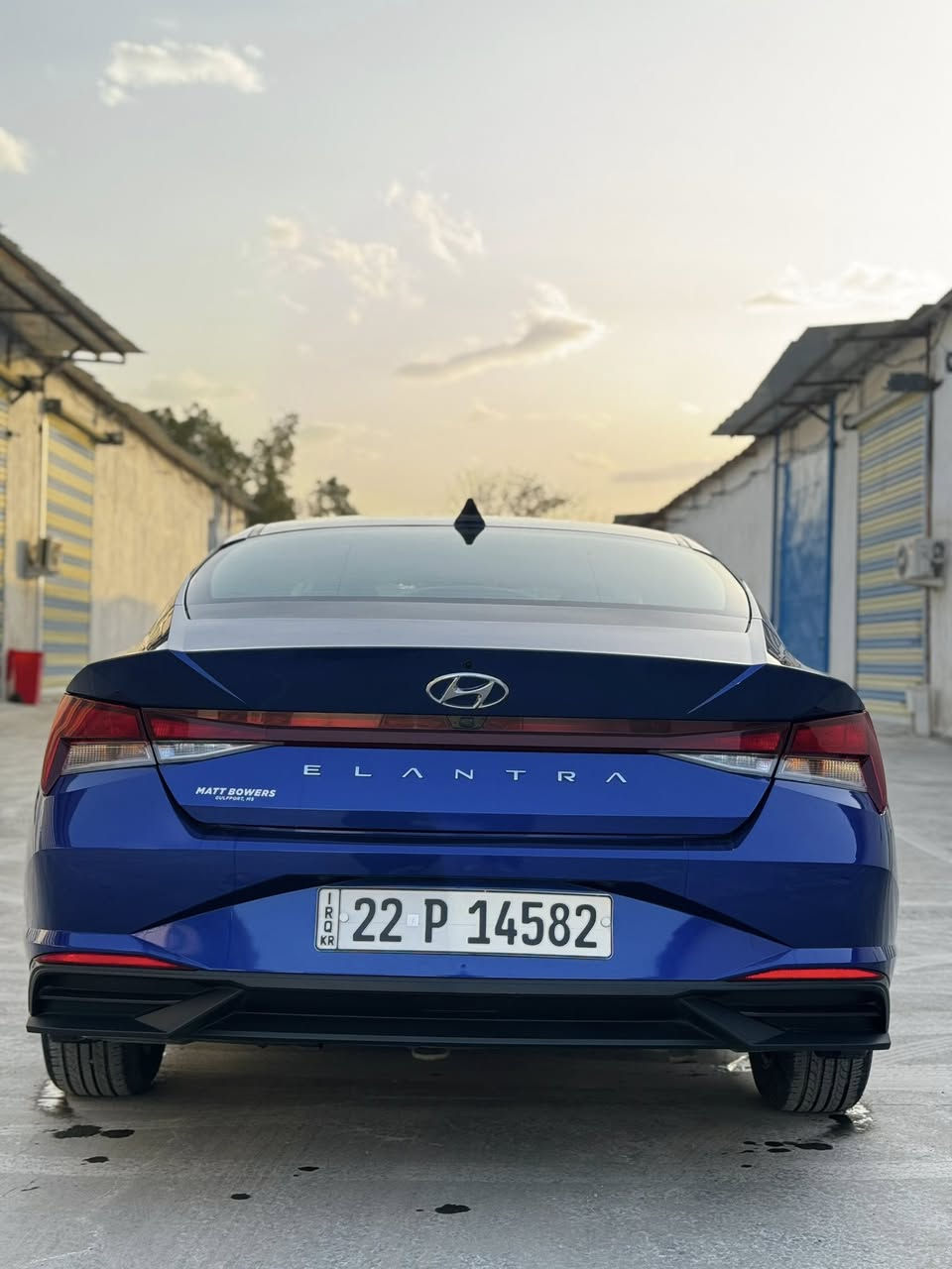 النترا 2023 ماشية 18 الف حادث جداً بسيط وسطحي
جاملغ وحافة الباب بدون دواخل بدون ايرباك
صور الحادث مرفقة

داخل السيارة رصاصي مطعم ب أسود
مكينة 2000 دوش 
بصمة تشغيل- بصمة ابواب- مانع انزلاق- رادار امامي- كامرة امامية- تحديد مسار- كامرة خلفية دوارة- تحكم ستيرن-
قيادة ذاتية- سيارة مدوشمة ارضيات وجنطة يعني جاهزة من كلشي
تحويل مباشر
مكاني الكاظمية (چكوك)
السعر 154
للاستفسار: ***********
