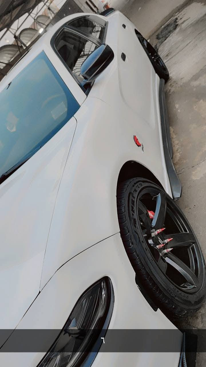 السلام عليكم جارجر ٢٠١٦ مرمزه٢٠١٧ فول مواصفات احله من الصور سعر١٦٠وبيه مجال التفاصيل أكثر انتصل ودلل ترهم امراوس حسب القناعه ***********
