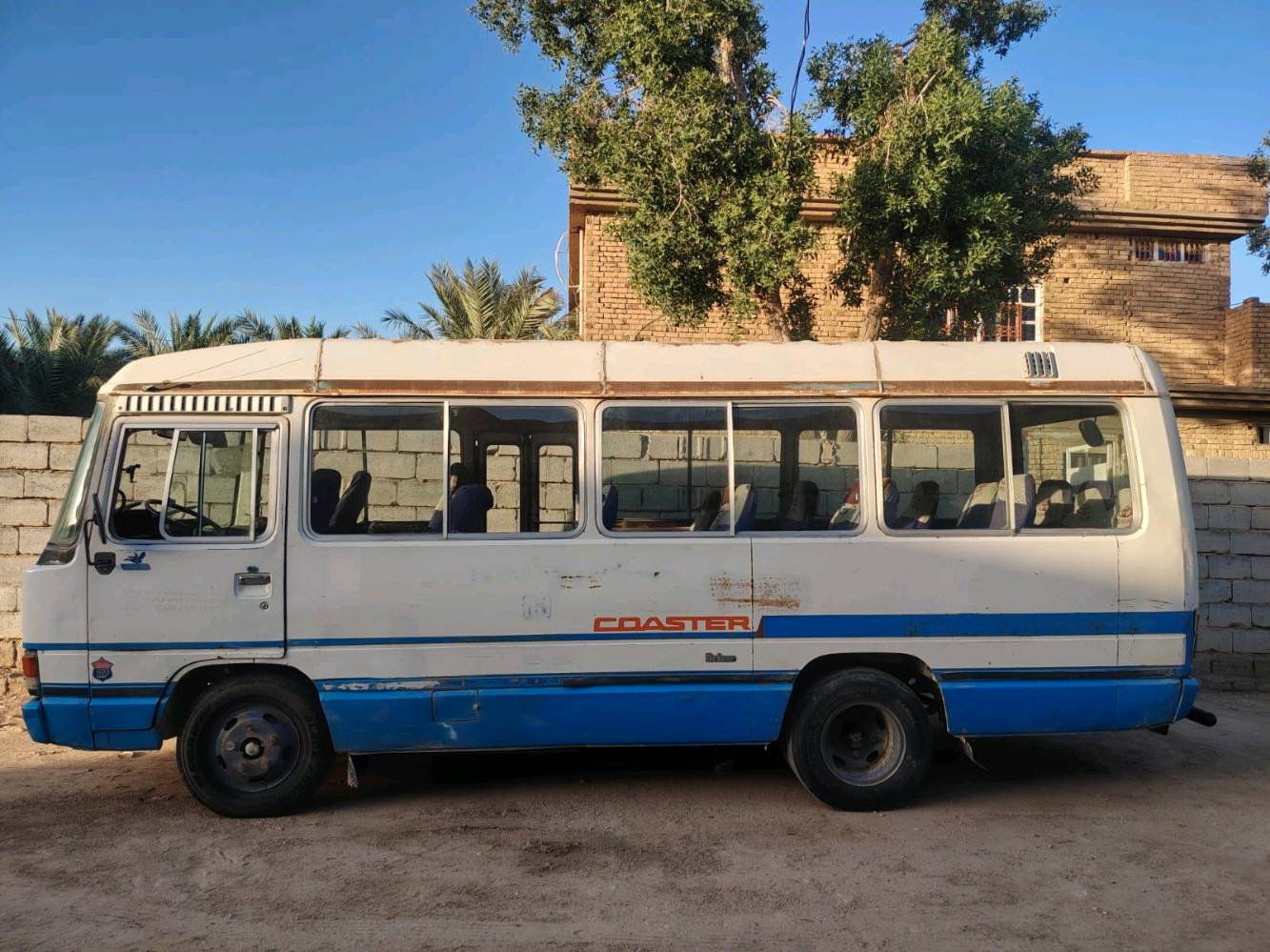 كوستر عريضه موديل 83 مكينه تبخر بور بدون دسك السياره كهربائية كامله داخل وكشر نضيف رقم صلاح الدين وكاله بأسم ابوي ب٧ وبيها مجال للشراي المكان كربلاء ما متواجد بالفيس هذا رقمي وبي واتساب ***********