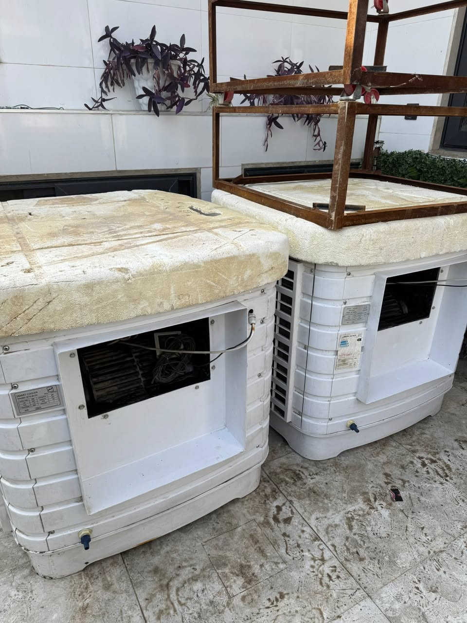 السلام عليكم متوفر غاز وبرميل نفط ومولد بانزين 20 امبير ومبردات حجم 4/5 بلاستك وحديد
متواجد واتس اب *********** صاحب الاغراض
مع الاحترام
