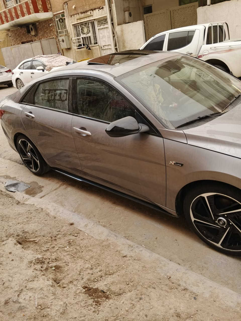 السلام عليكم 
النترا موديل 23 
محرك 1600تيربو 
رياضي 
السياره كلين كفاله فقط تقرير 
145 وبيها مجال 
***********
