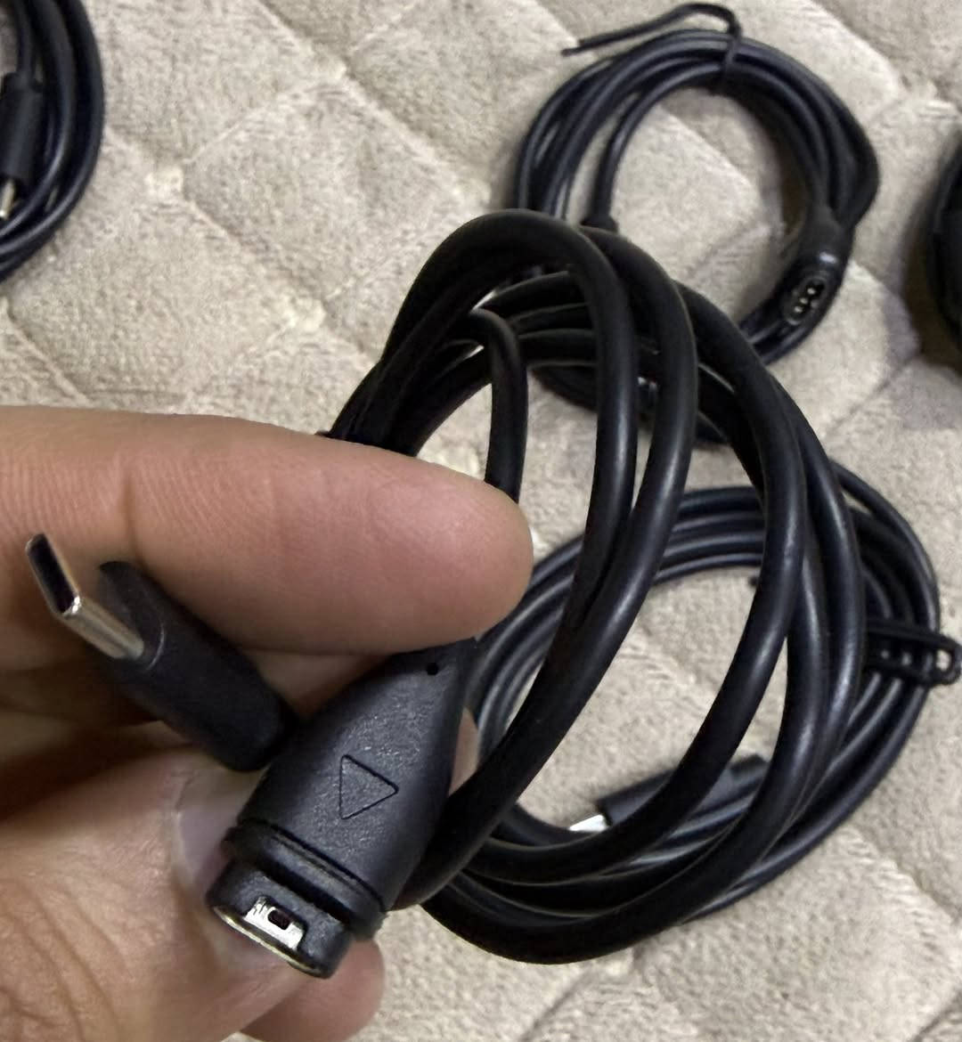 كيبل كارمن سعر القطعة 15سعر القطعتين 25 الف والتوصيل مجاناً
النوع حديث وسريع الشحن Type C


**إذا كنت صاحب هذا الإعلان وتريد حذفه لأي سبب، رجاءا أرسل رسالة إلى الدعم الفني**