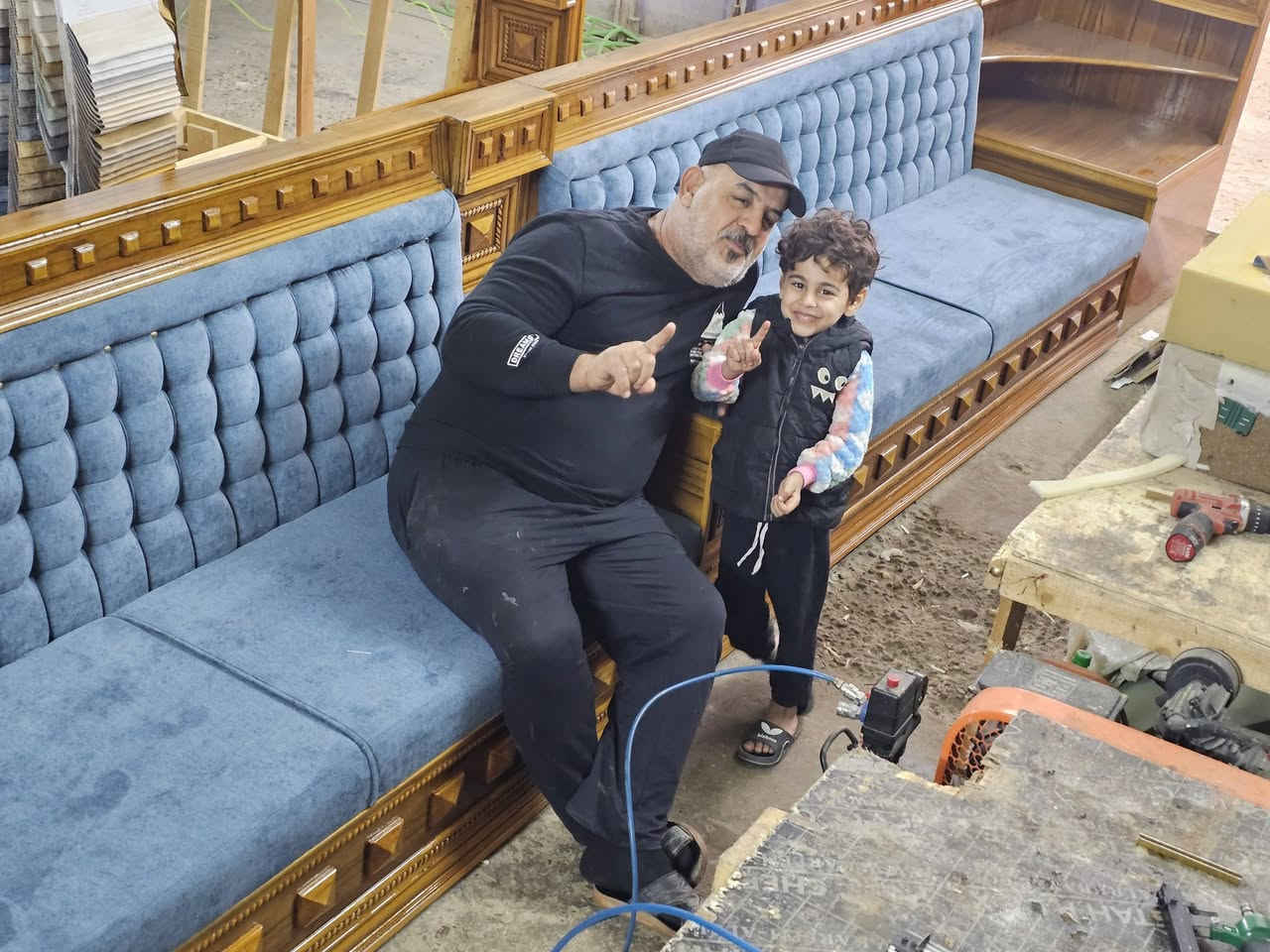 السلام عليكم  ..جزء من اعمالنه وان شاء الله تنال اعجابكم  
فصال تخم او ديوان  حسب الطلب الزبون درجه اولى وبأسعار مناسبه 
للاستفسار الاتصال ع الرقم الموجود بالاسفل
شارع العام قرب قاعت الااميرات

 *********** عمر مورسلو
