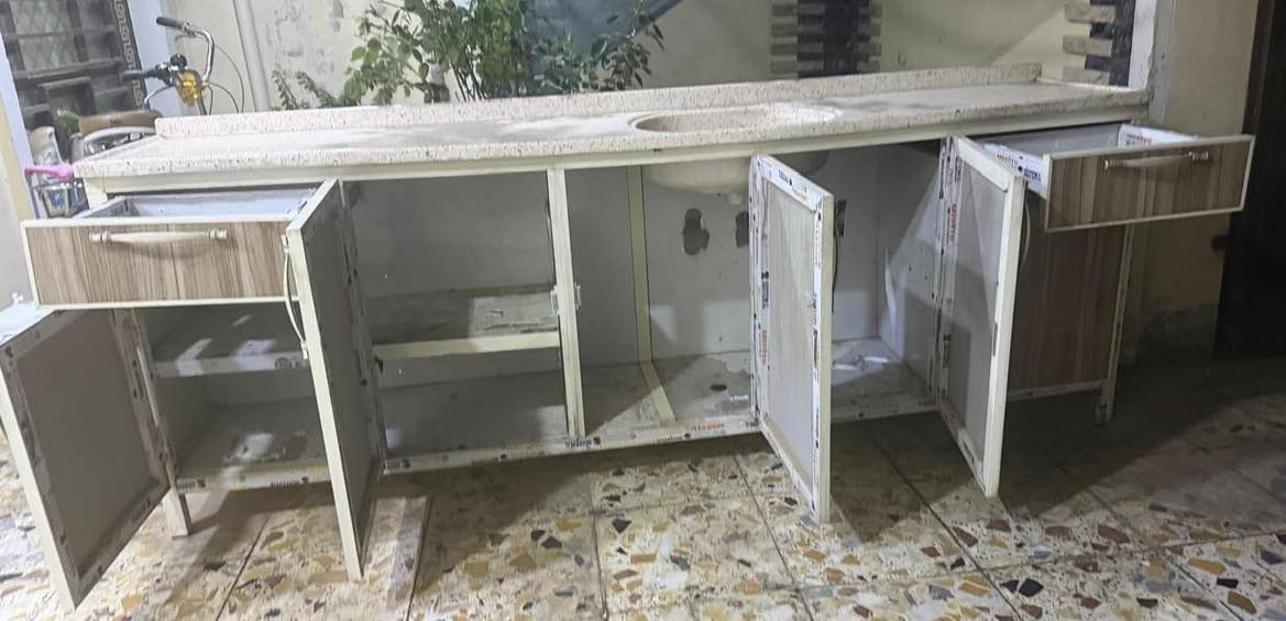 السلام عليكم 
مكلفة بالنشر
المكان الغزالية
السعر ٣٥٠ الف وبي مجال


**إذا كنت صاحب هذا الإعلان وتريد حذفه لأي سبب، رجاءا أرسل رسالة إلى الدعم الفني**