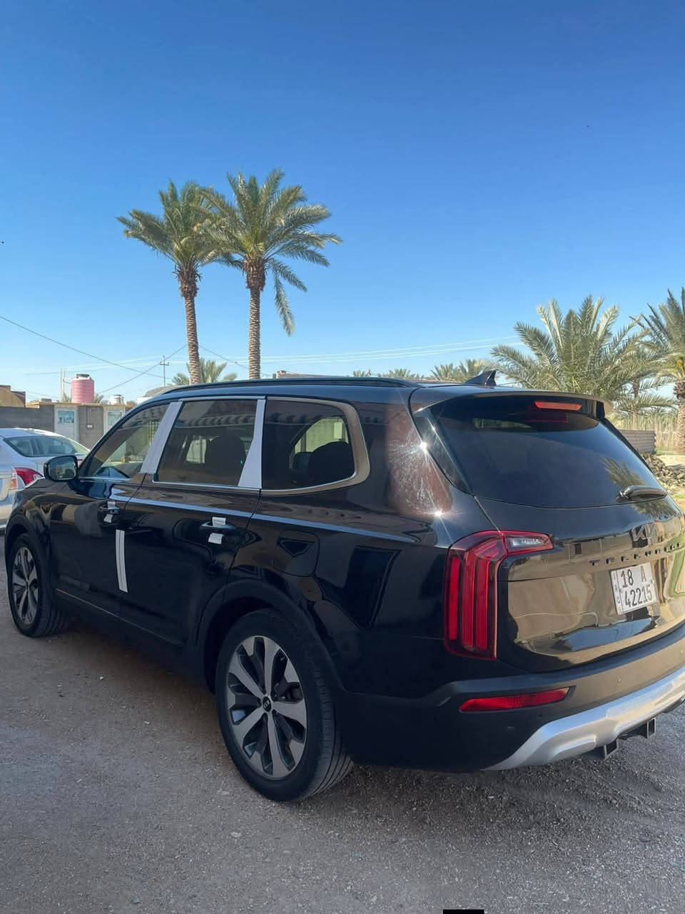 السلام عليكم كيا تيلورايد2022
سونار بالمنشور بيه اربع قطع صبغ

🔹 التسجيل: رقم بابل  باسمي جاهزة
🔹 المواصفات:
✅بصمه
✅5 كامرات
✅ شاشة 
✅داته شو
✅سقف كنتاره 
‏✅ CarPlay
✅ مداخل شحن + شحن لاسلكي
✅ كشنات منفصلة
✅ كشنات كهرباء
✅ كشنات تبريد وتدفئة
✅ قيادة ذاتية + وقوف ذاتي
✅ حساسـات خلفية
✅ بردات أبواب
✅ دواخل جلد 
✅ فورويل 4x4
✅ فتحتين سقف سلايد 
✅ لد نهاري LED
✅ 5 مودات قيادة
✅ هندبريك بصمة
✅محرك 3800 – 6 سلندر

مكاني حله سعر 195 وبيه مجال
تلفون ***********
