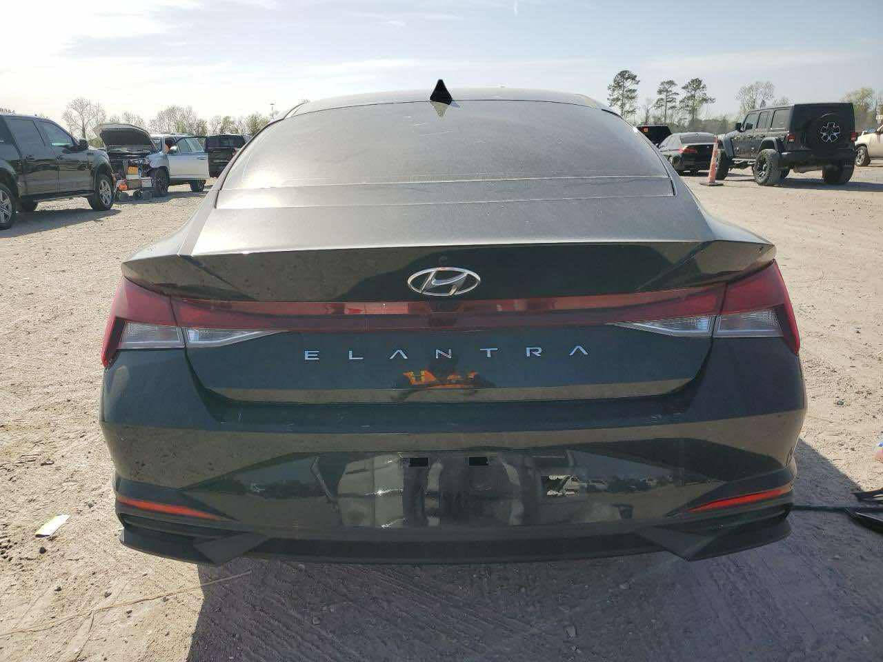 الإنترا 2023 أمريكي ماشية 35m مكينة 2000 دوش بدون لوحات نص فول تحكمات بصمة رادار حادث موضح بالصور بدون صبغ مكلف بالنشر لاستفسار *********** مكاني كربلاء
