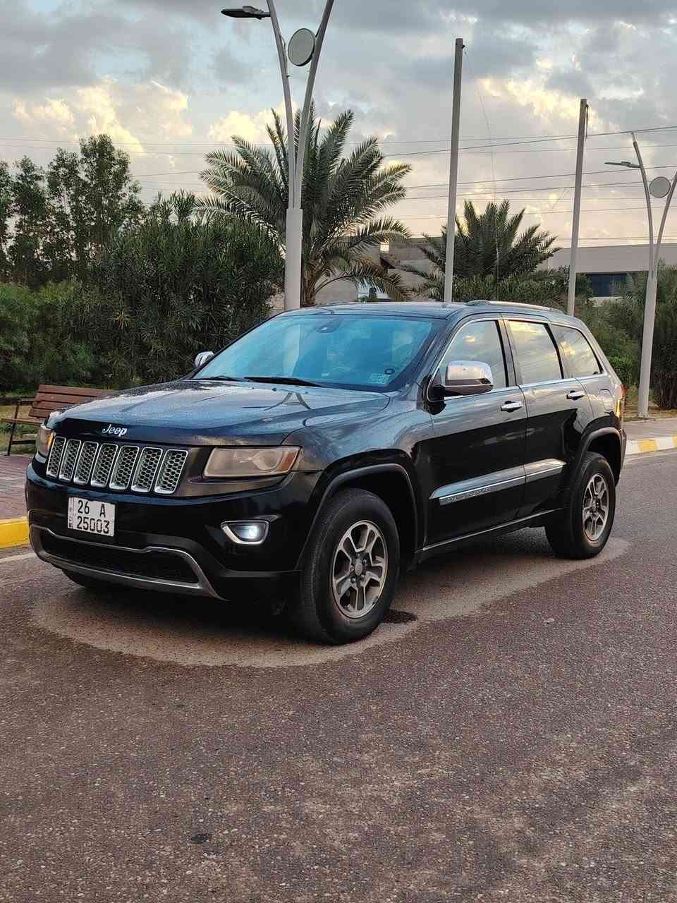 السلام عليكم للبيع بسعر 152 جيب لاريدو 2012 لون اسود رقم صلاح الدين انكليزي الضرر فقط جاملغ امامي نفسه مصلح بدون داخل بدون ايرباك السياره جديده حيل ومتصرف عليه جاهزه من كلشي كير ومكينه شرط صدر امامي خلفي جديد تخم تايرات جدد تبريد تدفئه شغال السياره فول ماعده الفتحه مكينه 6 سلندر سنويه وهزه ورقم جدد العنوان تكريت
***********
