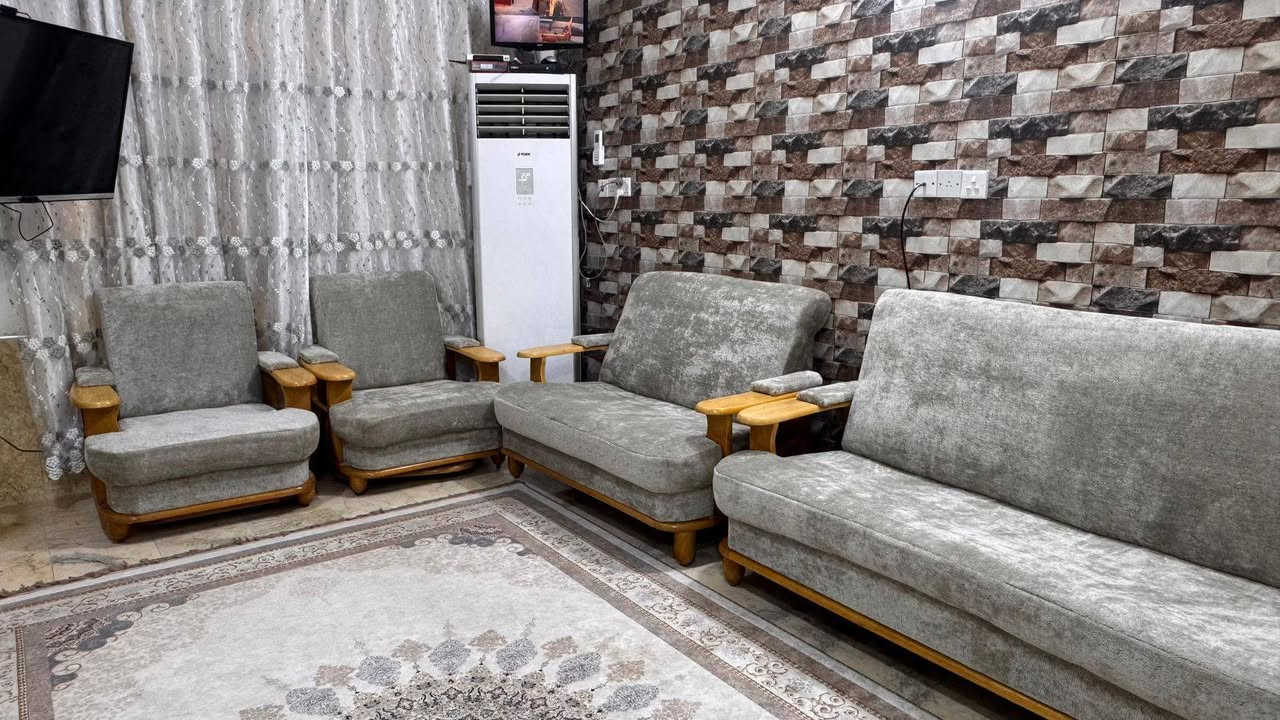 على بركه الله 

تم افتتاح 

معمل لتصليح القنفات المستعمله 

بأسعار تنافسية 

الاستفسار 

***********
