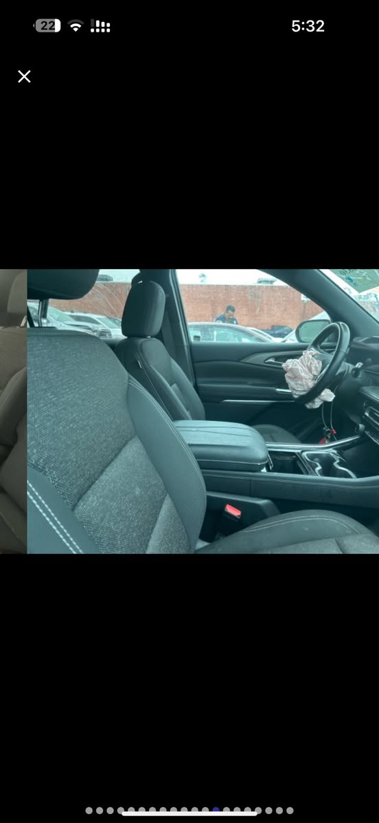 ترافلس الشكل الجديد 2024
الفئة ls
السيارة تعمل وتسير 
السيارة جديده ضرر بسيط جدا 
موعد الوصول 18/3/2026 
البيع داخل الميناء بدون تصليح  265 ورقة 

*********** بصرة
