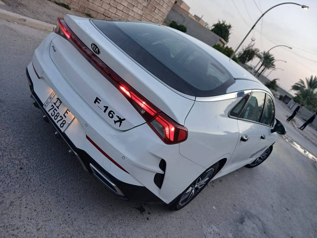 K5 موديل 2021محرك 2000دوش
ماشيه 150سياره كلش نضيفهه تخم تاير صدر أمامي خلفي حساسات أمامي خلفي سياره خير من الله جاهزه من كلشي مابيهه اي نقص سياره بأسمي تحويل ثاني يوم رقم بغداد انكليزي السعر 180وبيهه مجال رقم الهاتف ***********
