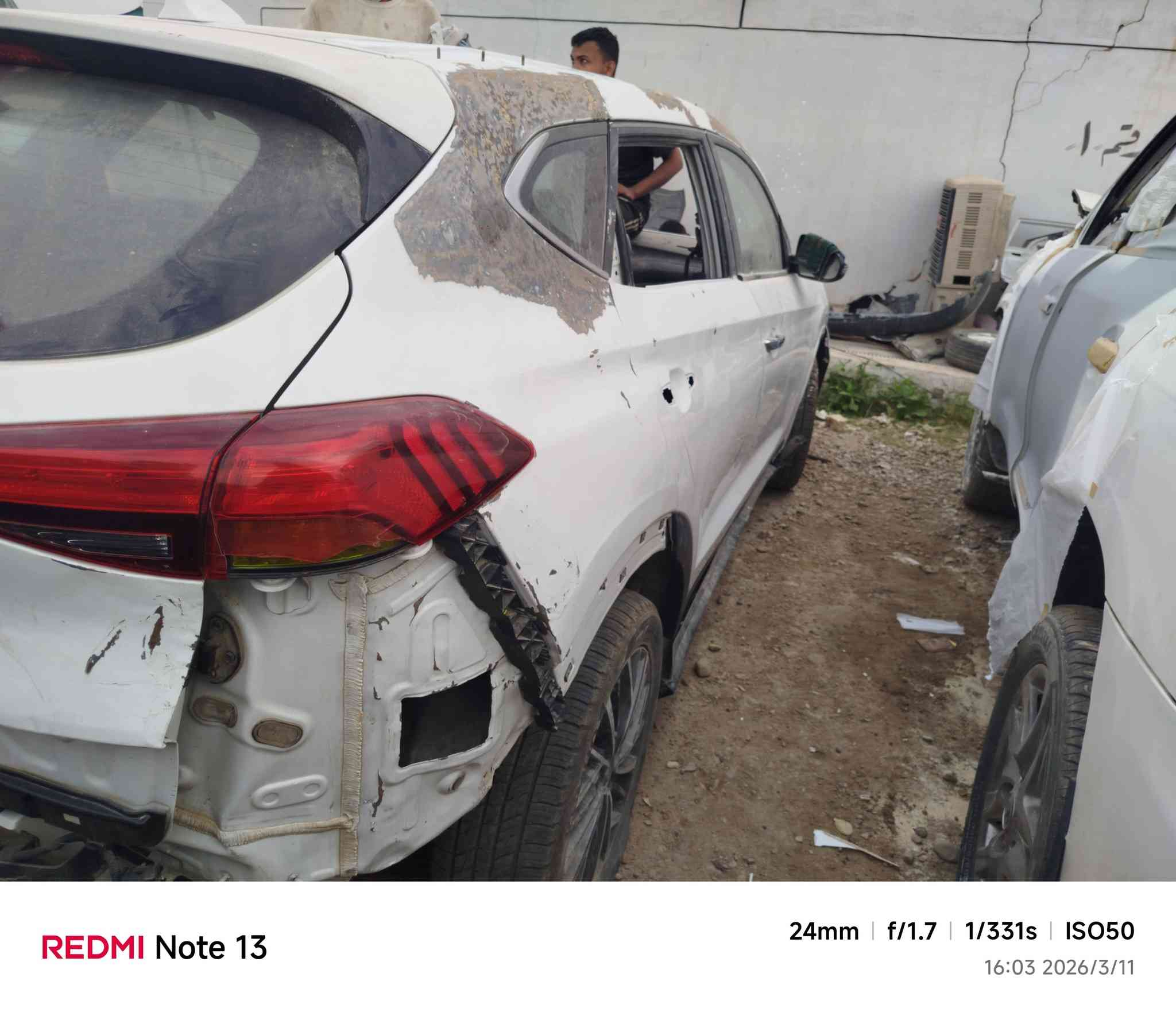 السلام عليكم
للبيع موديل ١٩ خليجي ماشية ١٠٥ 
ابيع على هذا وضعها تاخذها من السمكري جاهزة 
***********
