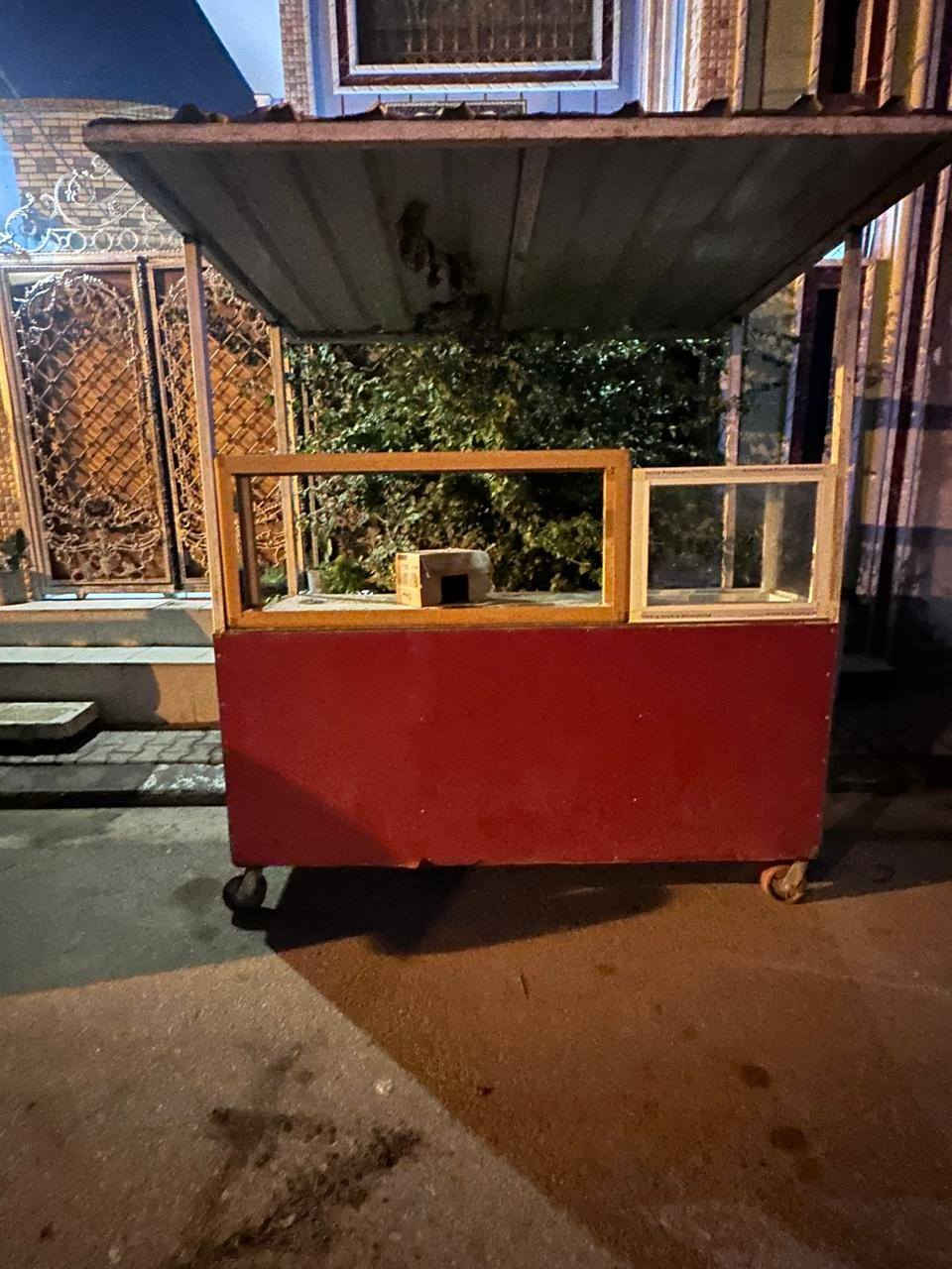 ميز عصاير كامل للبيع لاتصال على الرقم
***********
