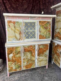 كاونتر مترتين ونص وسنك مترا و20 وملحق يعني اربع قطع كلش نضيف مابي نقص ...