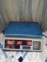 ميزان الكتروني • ميزان اعتيادي • كركوك