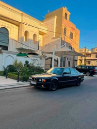بي ام ٥٢٠ • ١٩٩١ • رقم بغداد