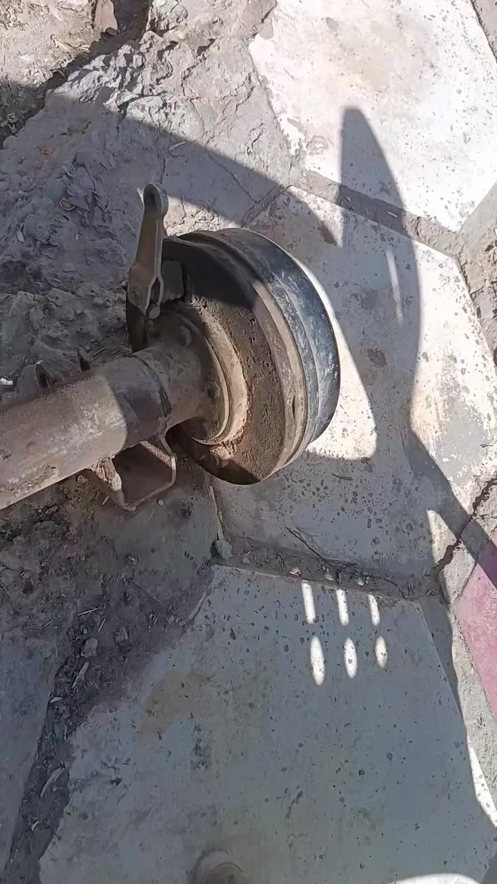 السلام عليكم اكسنات ثنين سبعات مال مطالع مكفولات هاذه رقمي  ***********
