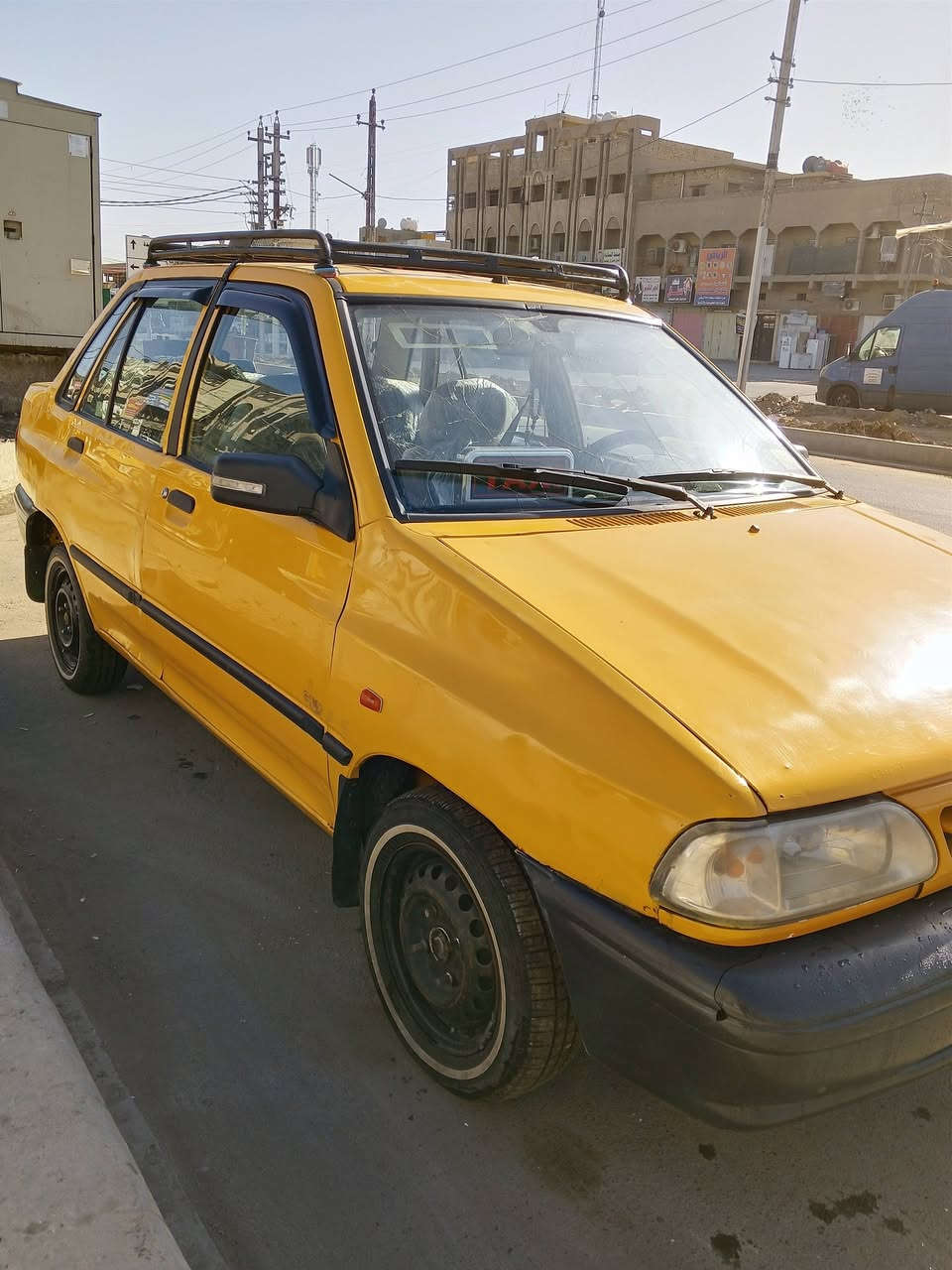 اسلام عليكم سايبه للبيع موديل 11كير ومكينه جددلا تنقيص ولا تبخير كهربائية كلهه شغله تخم تاير جديد دوشمه جديده دواخل سياره نظيفه سنويه الفين و28هيه مصفره تريد تحويل اتريد وكله سعر 16وبيهه مجال قليل عنوان بغداد وهذا رقمي ***********موجود وتساب
