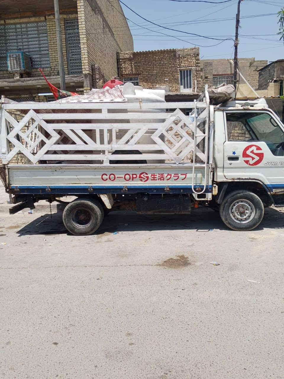 السلام عليكم كيا حمل تيوتا موديل 95تحويل السياره كير محرك خير من الله بديها مكفول رادلها دوشمه فقط سعرها 45وبيها مجال بغداد ***********
