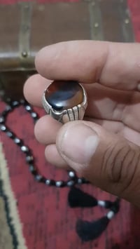 حجر يماني • بذمه • مصور