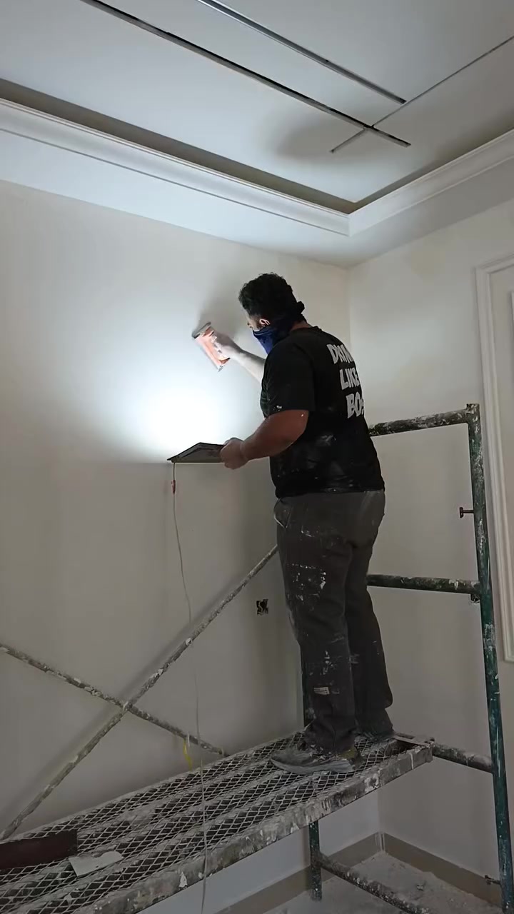 طلس جدران وتصفير
وتصفير كاغد  عل بلوجكتر  
 نشتغل كافة اعمال ديكور 

***********
‏‪***********‬‏
بغداد الكرخ 🏤
