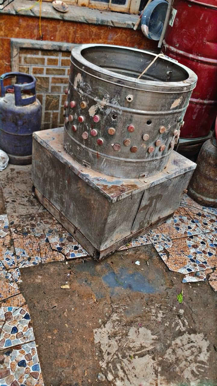 سلام عليكم مرخصت أدمن توجد هلسه شرط على فحص حجم كبيره لبيع نضيفه سعرها 250 بيها مجال  وهذه رقمي *********** مكاني نجف حي شرطه
