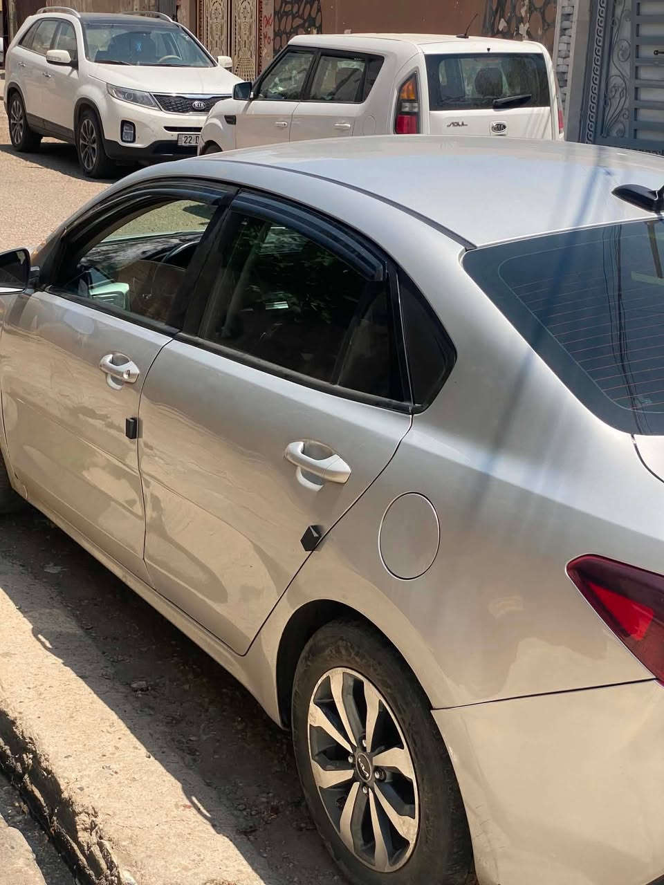 � للبيع كيا ريو 2022
📍 رقم دهوك
✅ بدون دواخل
⚠️ الضرر: شخوط خفيفة بالأبواب + نكول خفيف
⚠️ الايرباك طاك
السيارة نظيفة واستعمال شخصي

💰 السعر: 125 قابل للتفاوض للجاد
📞 للاتصال:
***********
***********
