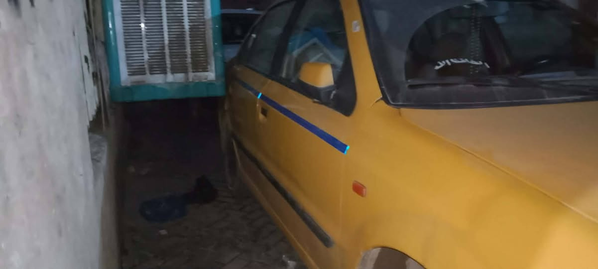 السلام عليكم سياره للبيع سمند موديل 11 سياره كير مكينه فرنسي تبريد دتفه شغلات ستكم سمعات زنون عالي وناصي  كله شغال بيه ضربه خفيفه مامسويه سياره حلوه  ارقام نكلزي باقي عل تسلاتم سنويه ل 29 بصفره هيه وغرامات مكاني بغداد مدنيه الصدر رقم *********** السعر 33 وبيه مجال
