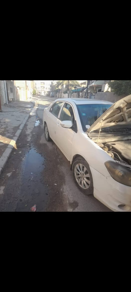 السلام عليكم سيارة بي وايدي أف 3 موديل 11 محرك بلادي 1800 تبريد شغال مكان بغداد السعر 35 بي مجال بغداد اتصل عل ***********
