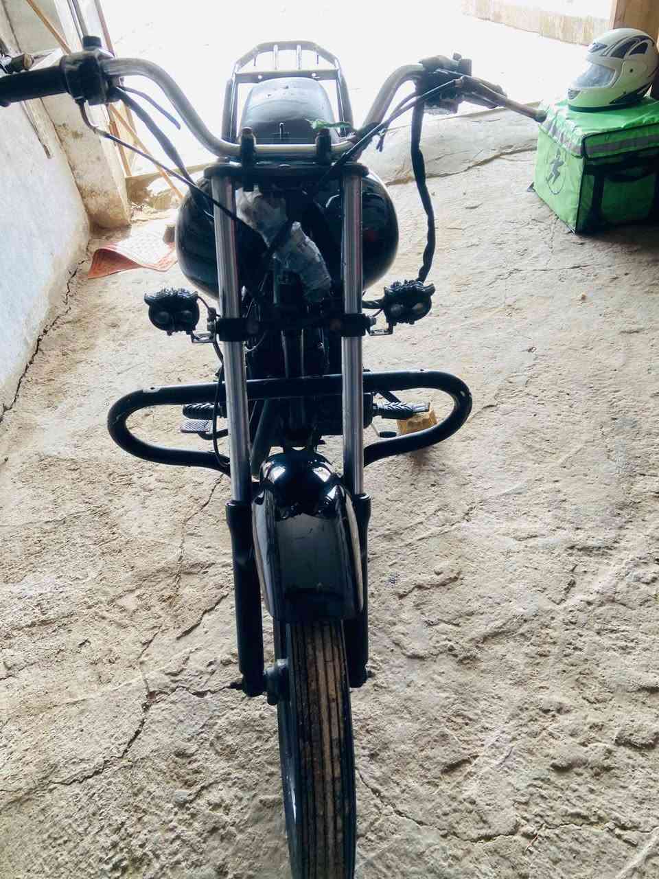 السلام عليكم
اوباما للبيع دراجه خير من الله مكينه 200 بلاد أوراق استنساخ تخم تاير ب625 وبيها مجال قليل قضاء النصر ***********
