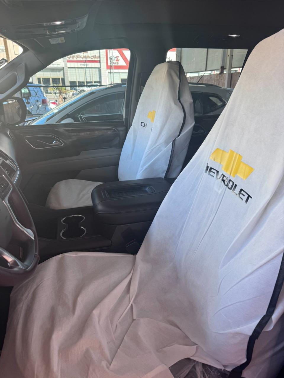 سلام عليكم من رخصة الأدمن للبيع تاهو LT موديل 2023  ماشيه 33 كم مكفوله كفاله عامه خليجيه  مقلفه بيبيف   سعر520 $$ بيه مجال لطيبين مكان الانبار  رمادي 
***********
