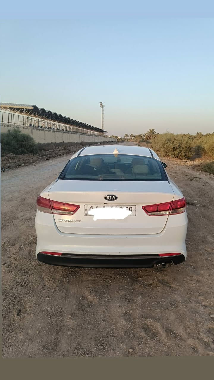 كيا اوبتما موديل ٢٠١٧ وارد امريكي الضرر تخريب بدون اي حادث جميع الارباكات سليمه ماشيه ٨٠ الف حقيقي 
تبديل چاملغ وبنيد اصليات حره قادسيه السعر المطلوب ١٣٨ المكان الديوانيه 
الاتصال عالرقم ***********
