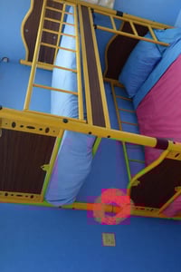 جرابي طابقين أطفال • نواقص بالصورة • بغداد العامرية