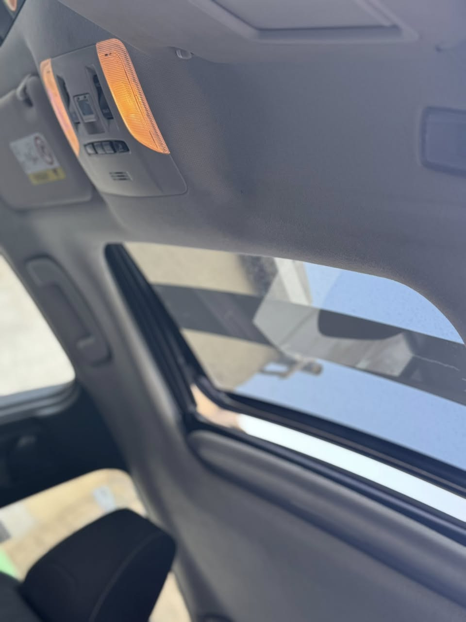 السلام عليكم كورلا مديل 2022  فول موصفاات فتحه بصمه فول 1/1 سياره مو صيني خليجي وارد سعودي (ساز ) سياره وارد سرقه بيهه مبدل بيهه جاملق وبنيد مصبوغات بدون ضربه شواصي لغود كله كفاله رقم بغداد تحويل ثاني يوم سياره مكينه 1800 هايبرد وبانزين مكاني البصره القبله السعر 145 وبيهه مجال قليل شواي يتصل ***********
