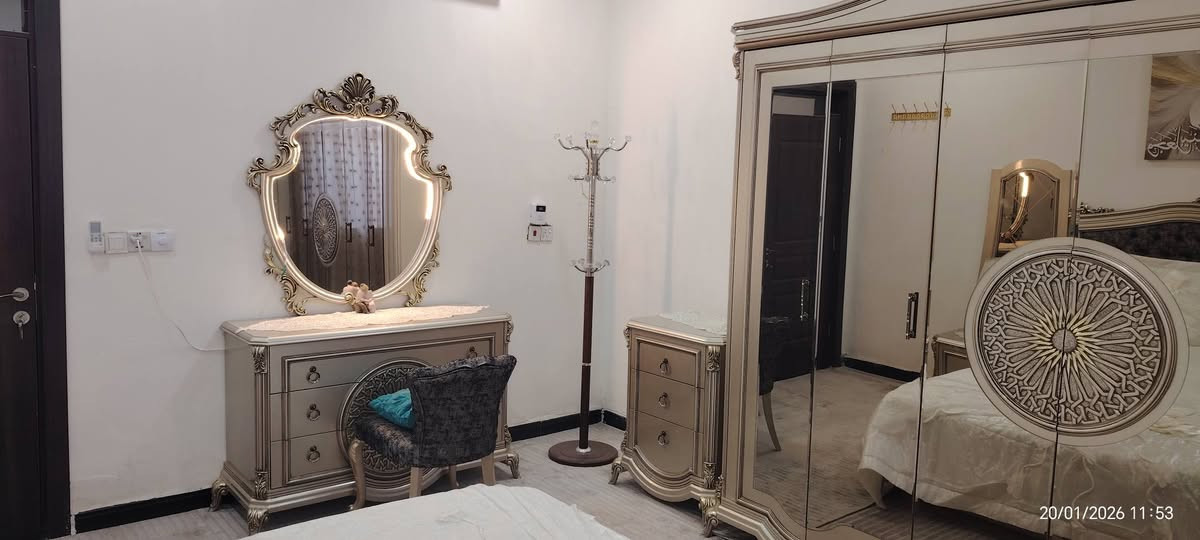 غرفه تركيه ملكي 1.900.000 والبرده هديه معاها للاستفسار الاتصال على الرقم ***********
