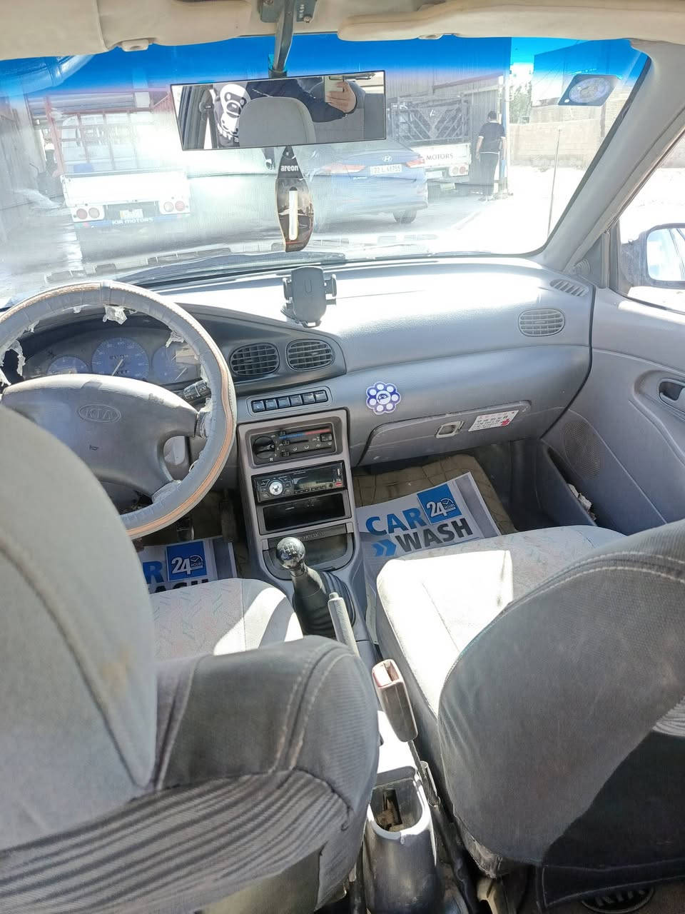 من رخصه لادمن الساام عليكم كيه فيلا موديل 95 سياره جاهزه بسمي سنويه جديده 31 هزه اليوم مدخلهه جديده تبريد شغال منقص غاز فقط سياره بييه صبغ حزام تخم تاير حداديه جديده سياره جاهزه وعل شركه السعر 30 مكانهه نهروان ***********
