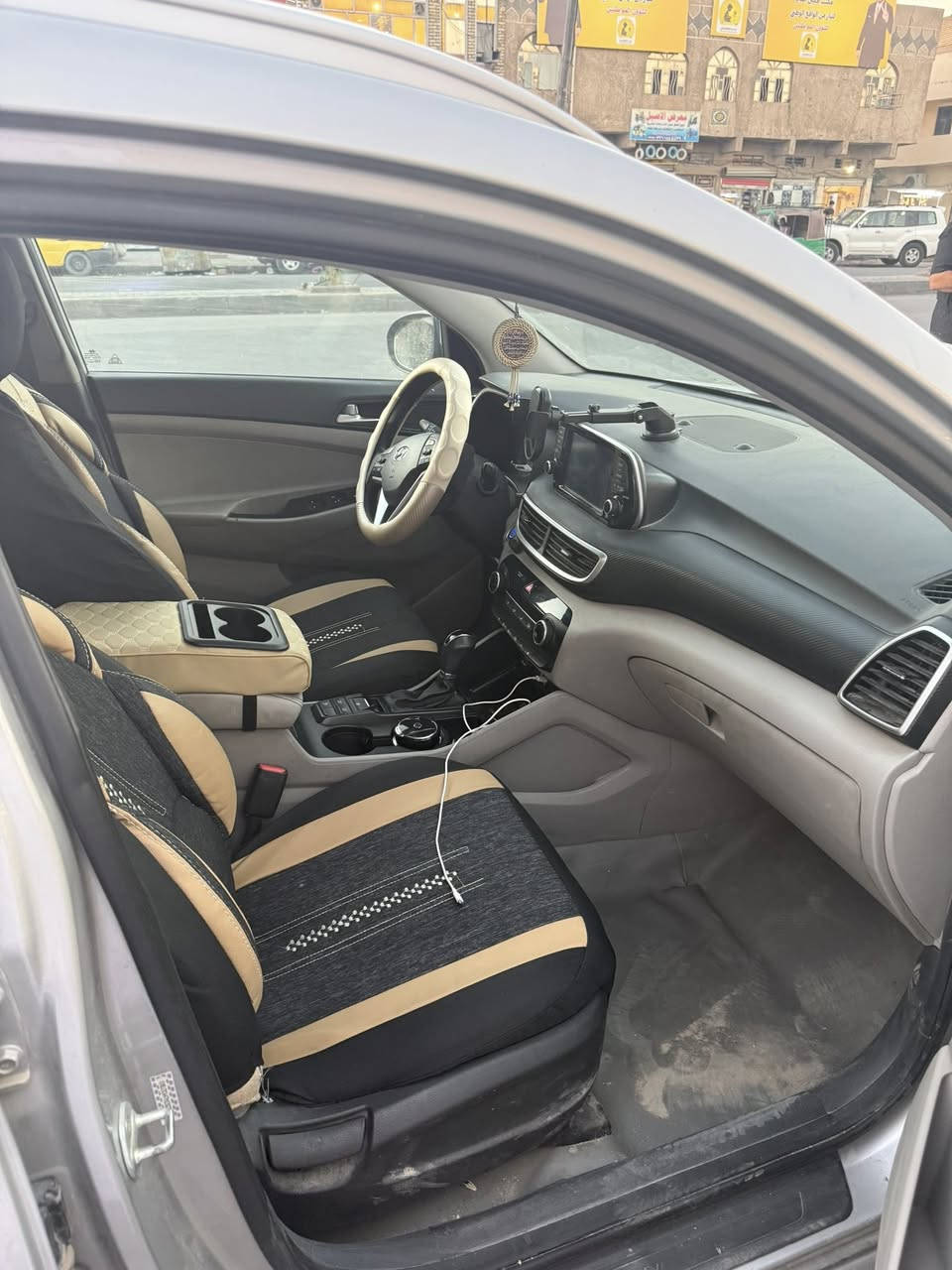 سلام عليكم توسان 2021 أمريكي حادثه دعاميه خلفيه وقبق جنطه مع تصليحات خفيفه صبغ بالميد والباب الخلفي اثر شخوط تحكمات كرسي كهرباء كأمره دواره رقم بغداد مكانه بغداد البنوك ***********
