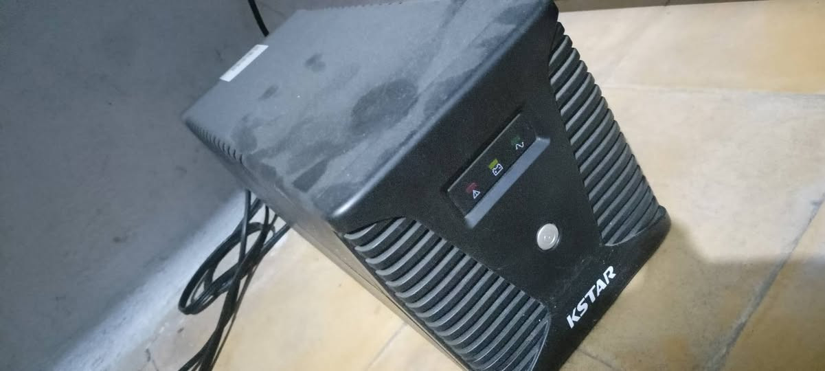 .
CPU: AMD Ryzen 5 5600
GPU: GTX 1660 Super MSI ventus 
M.B: MSI Tomahawk B350
RAM: Tforce 16GB 2x8 3000mhz white RGB
Case: Lian Li 215 Lancool mesh
PSU: 600watt
SSD:128GB
HDD:1TB

monitor : AOC 27G2G3 
27 INCH , 165Hz , VA , 1Ms , Curved  
نضيفة مع كابل HDMI +DP 
بيها عيب واحد دكمة الاتجاه اليمين عاطلة 
اما غير شي ممتاز ماكو غير مشكلة 

mouse : redragon emperor 12400Dpi wired 
keyboard : redragon Yama K550   
wifi : usb adapter tp-link 300Mbps 
UPS: kstar 1500va 
pc desk (ميز الحاسبة ) : 170x60cm

السعر مليون دينار بالكامل 
مكاني بغداد


**إذا كنت صاحب هذا الإعلان وتريد حذفه لأي سبب، رجاءا أرسل رسالة إلى الدعم الفني**